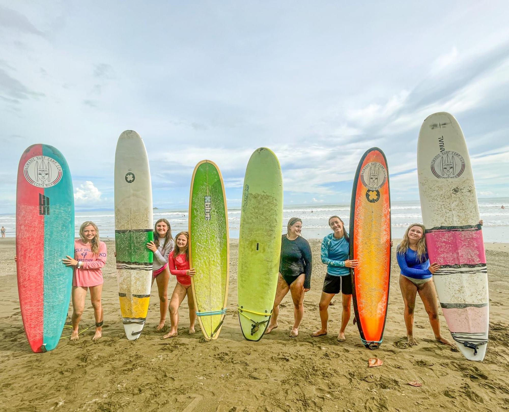 Nomadic Surf Camp Hostel Uvita Ngoại thất bức ảnh