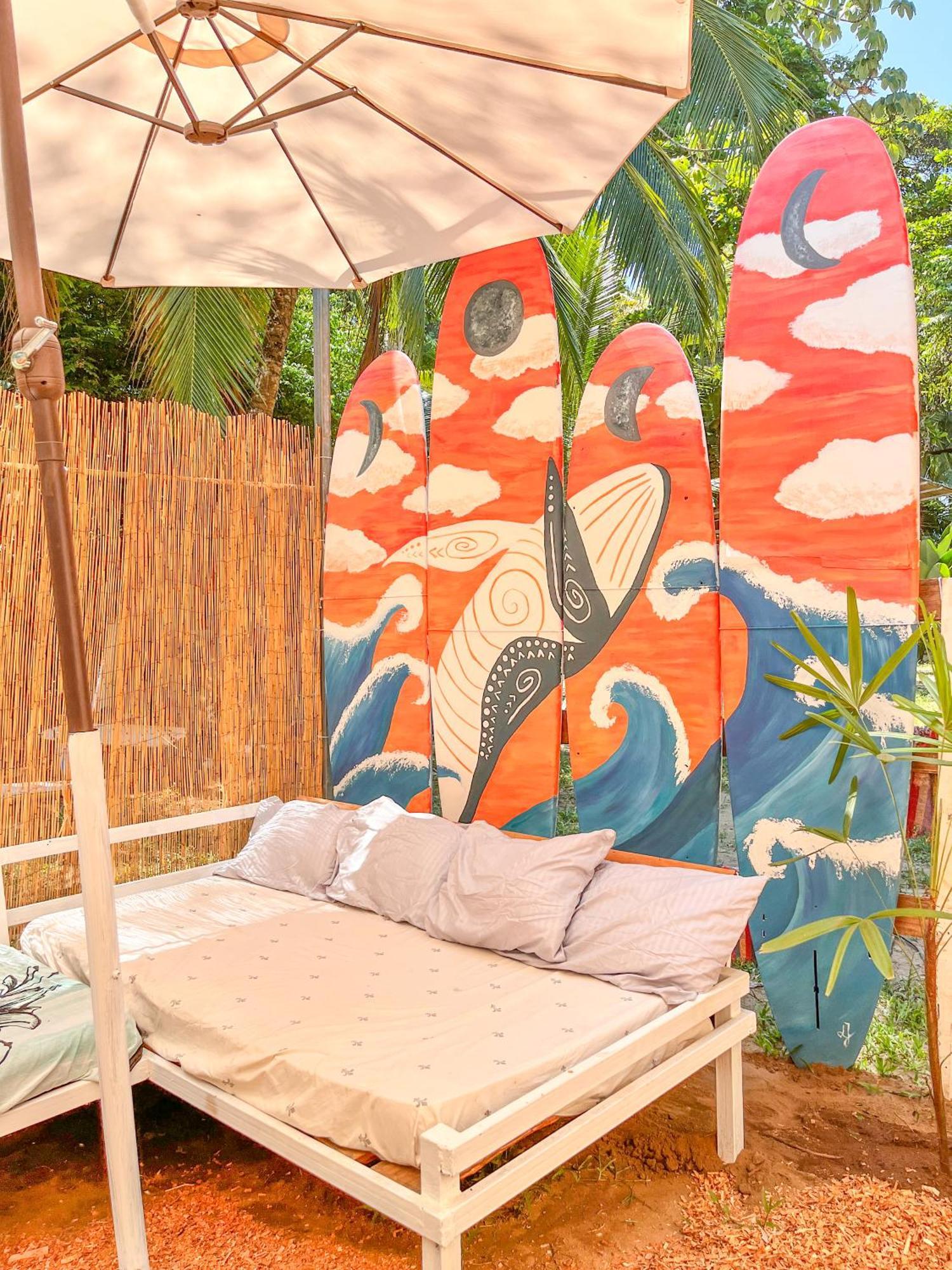 Nomadic Surf Camp Hostel Uvita Ngoại thất bức ảnh